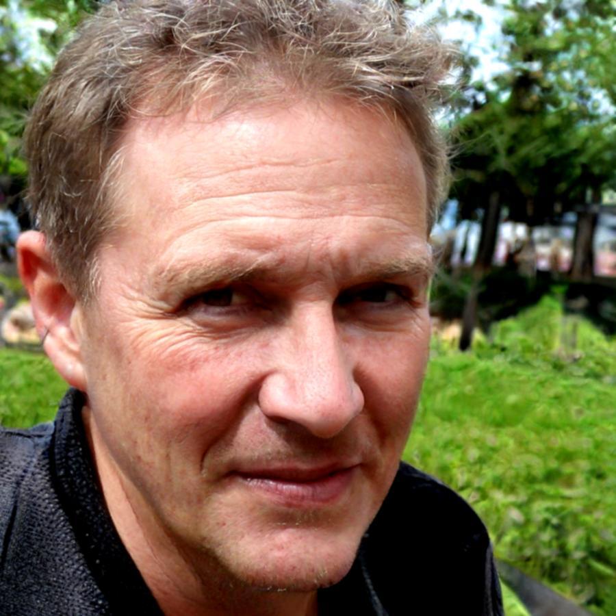 Portraitfoto von Erfahrungsreferenz
